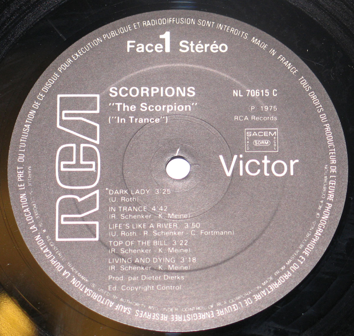 High Resolution Photos of scorpions the scorpion 3lp box-set 